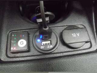 !USB zsuvka do panelu vhodn do auta